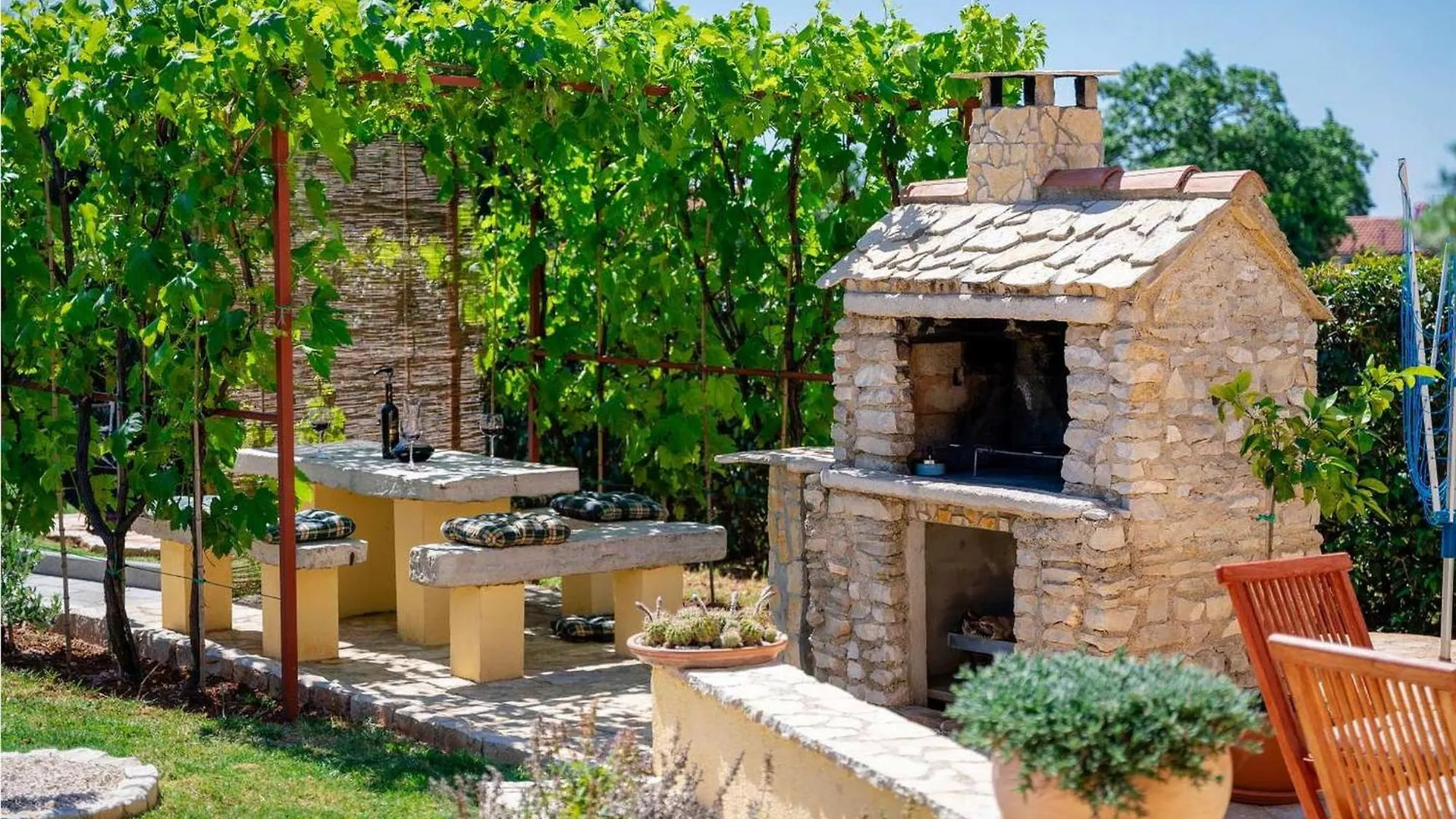 Casa Olea Villa Kastelir 0*,  Croatia