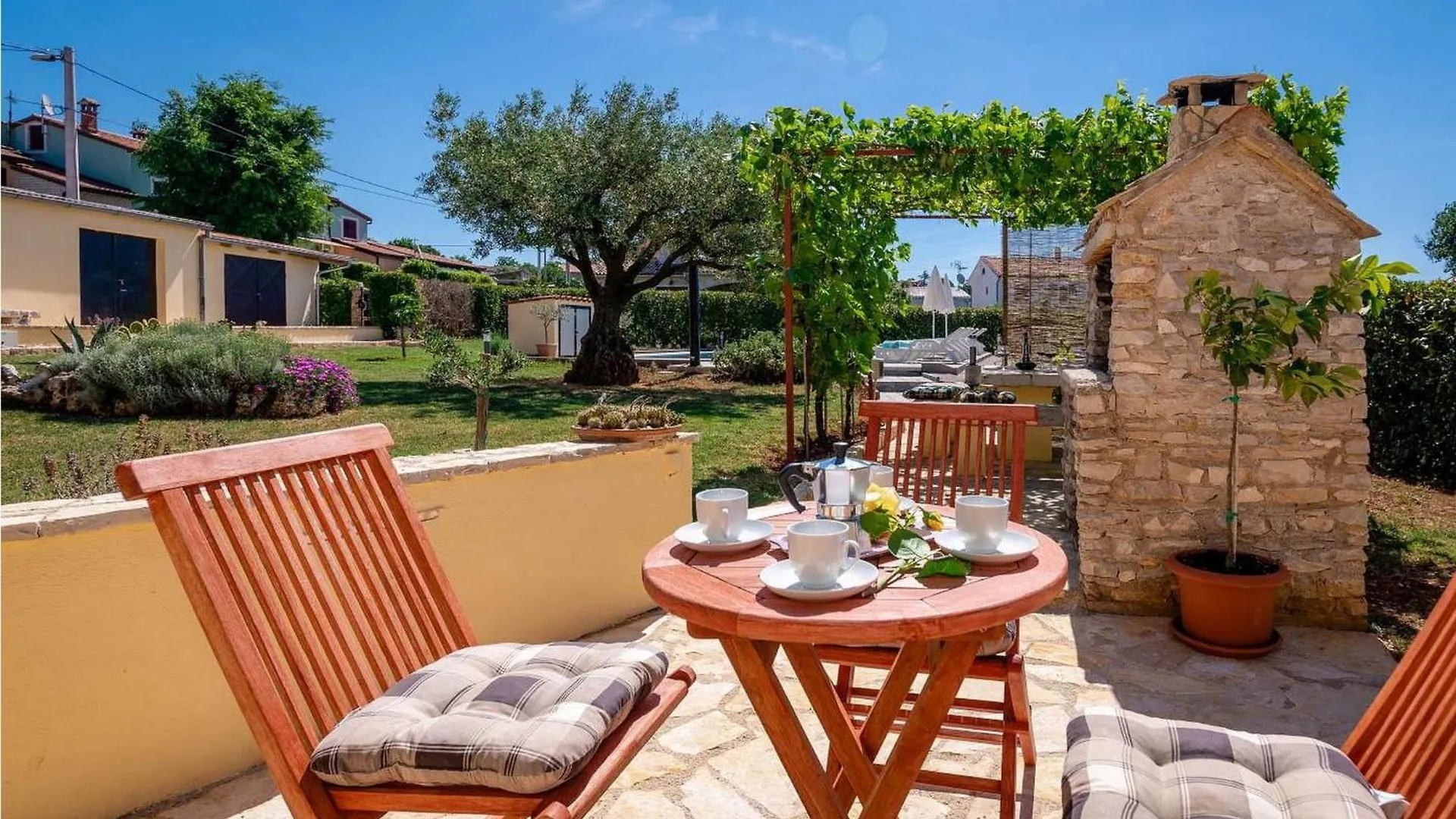 Casa Olea Villa Kastelir 0*,  Croatia